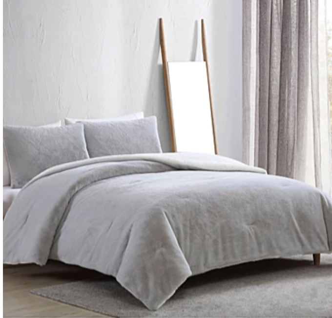 Macy's: 70% off Comforter Sets | FreebieShark.com